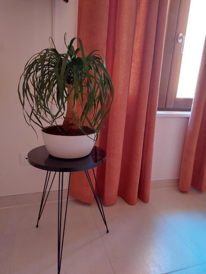 B&B Piazza Angioina LʼAquila Esterno foto