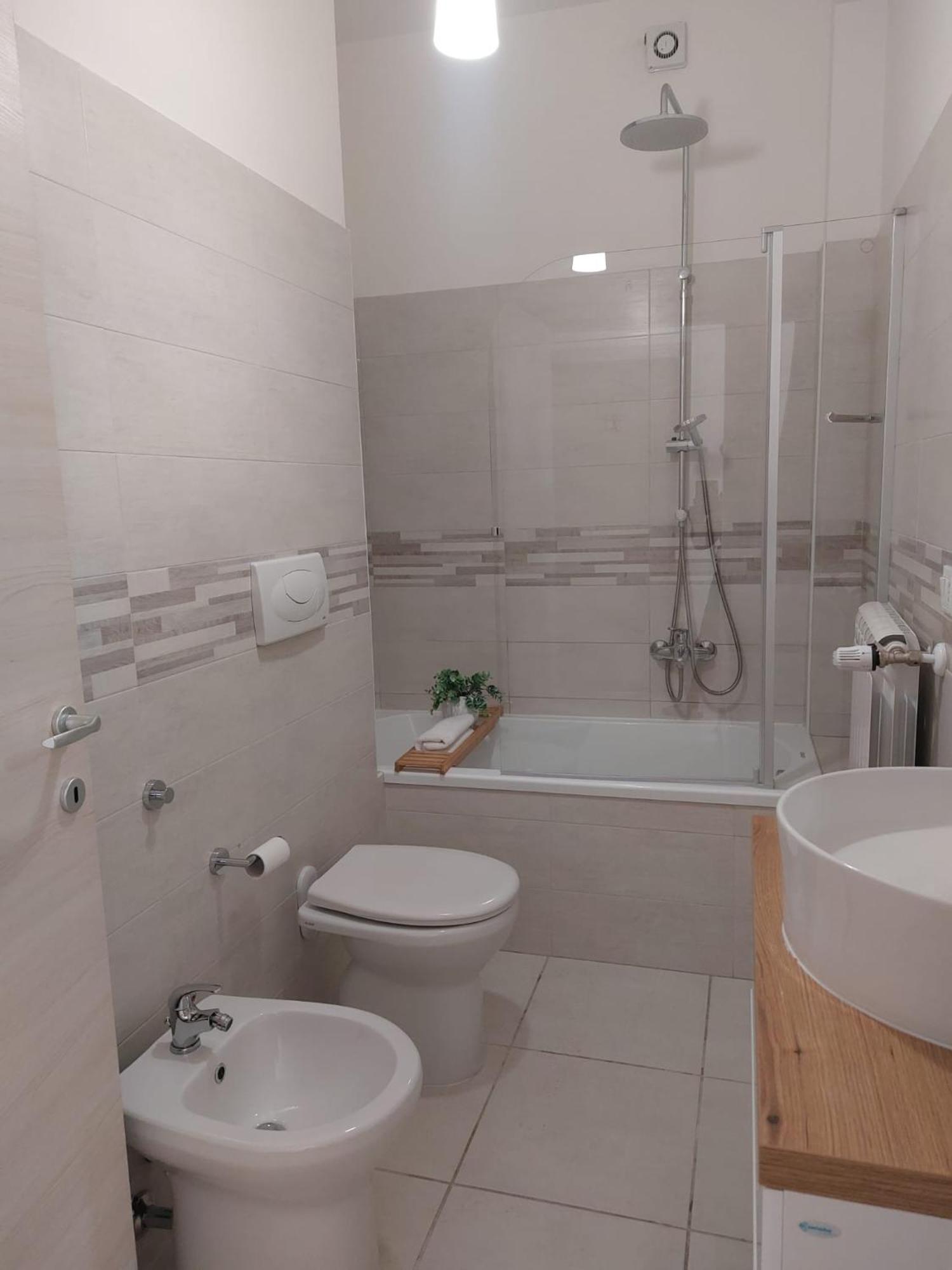 B&B Piazza Angioina LʼAquila Esterno foto